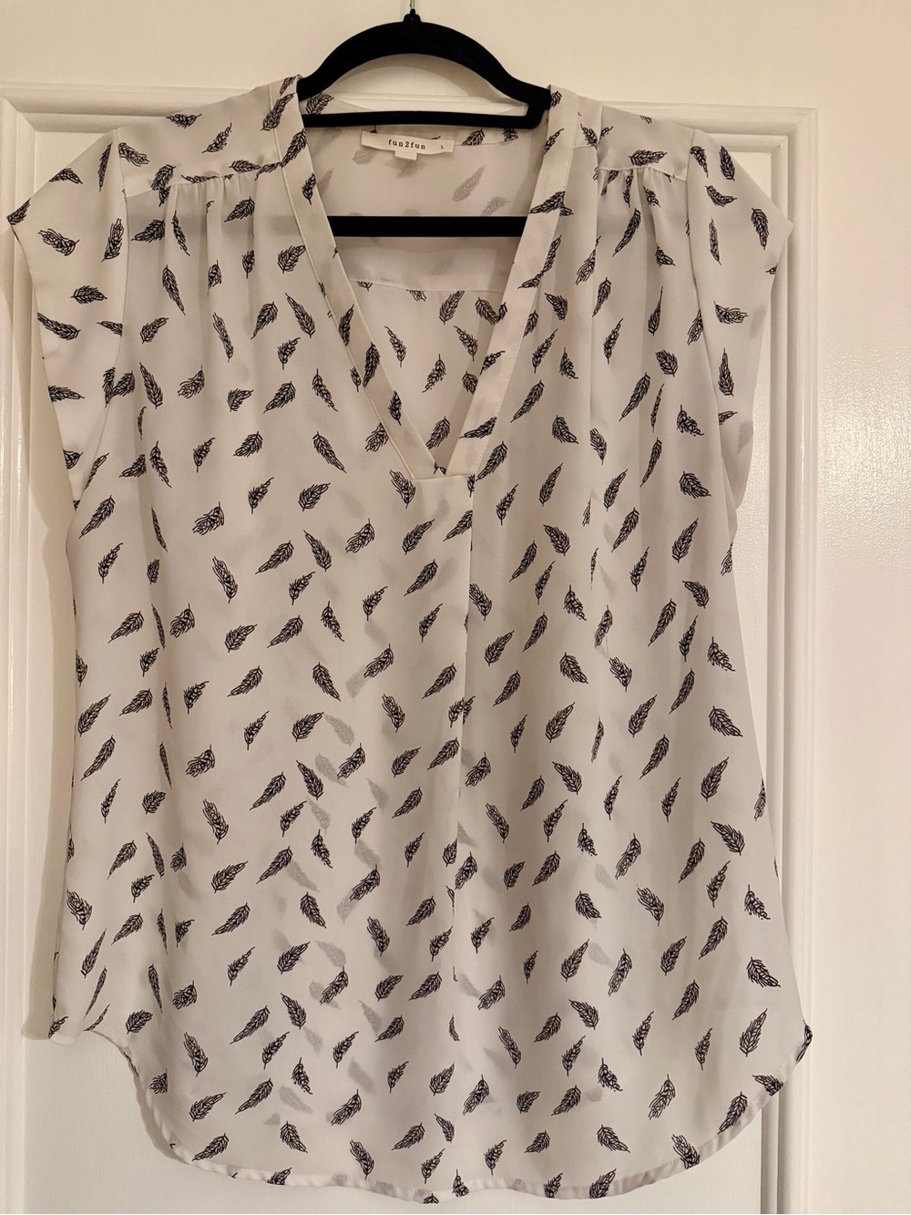 fun 2 fun White V-Neck Blouse with Black Feather Print